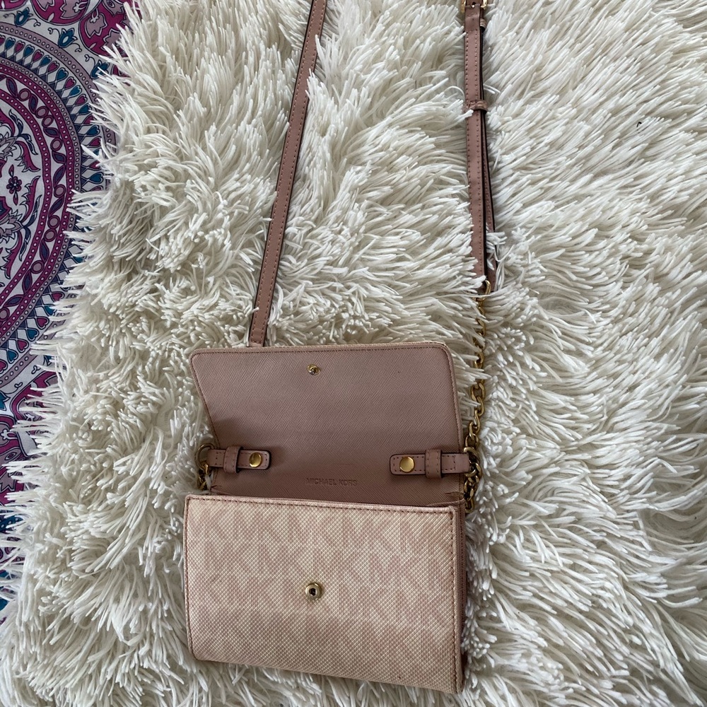 side michael kors wallet